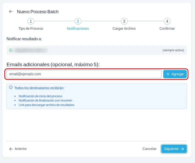 Paso Notificaciones con el correo del usuario fijo arriba y el campo de correos adicionales junto al botón Agregar destacados en rojo.